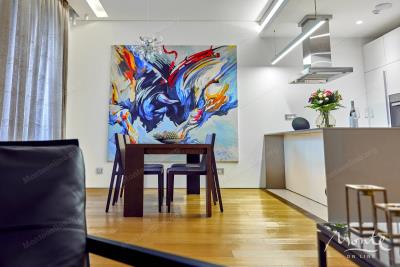 apartament-s-1-spalnej-i-terrasoj-s-vidom-na-more-v-dukley-gardens-budva_02