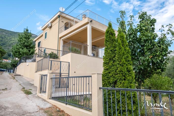 Image No.4-3 Bed House for sale