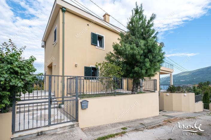 Image No.6-3 Bed House for sale