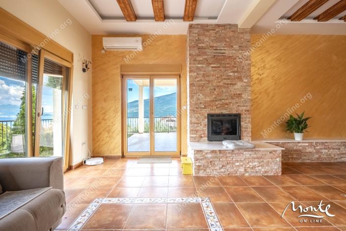 Image No.8-3 Bed House for sale