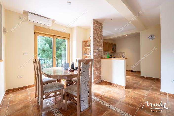 Image No.14-3 Bed House for sale