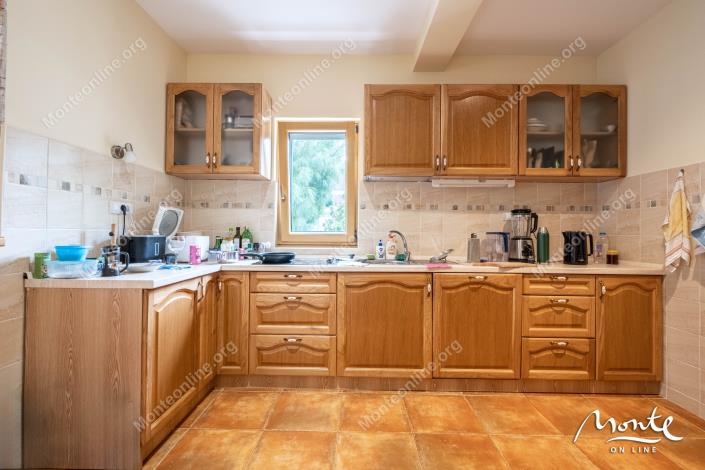 Image No.16-3 Bed House for sale