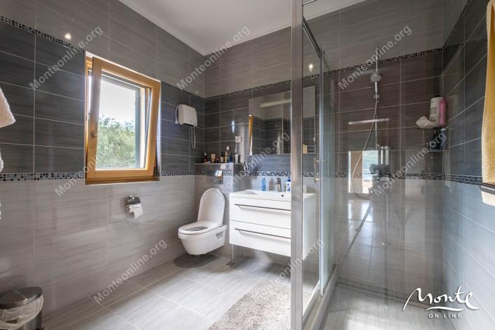 Image No.28-3 Bed House for sale