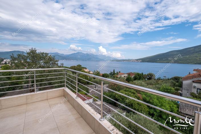 Image No.34-3 Bed House for sale