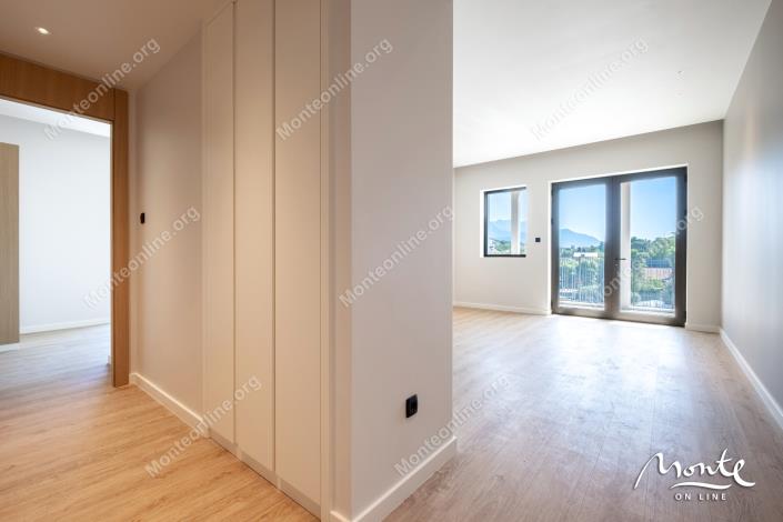 Image No.18-3 Bed Apartment for sale