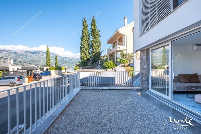 Image No.1-2 Bed Townhouse for sale