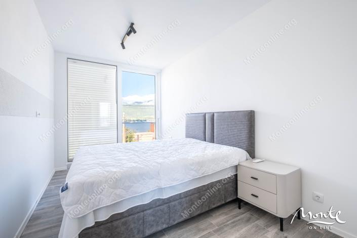 Image No.17-2 Bed Townhouse for sale