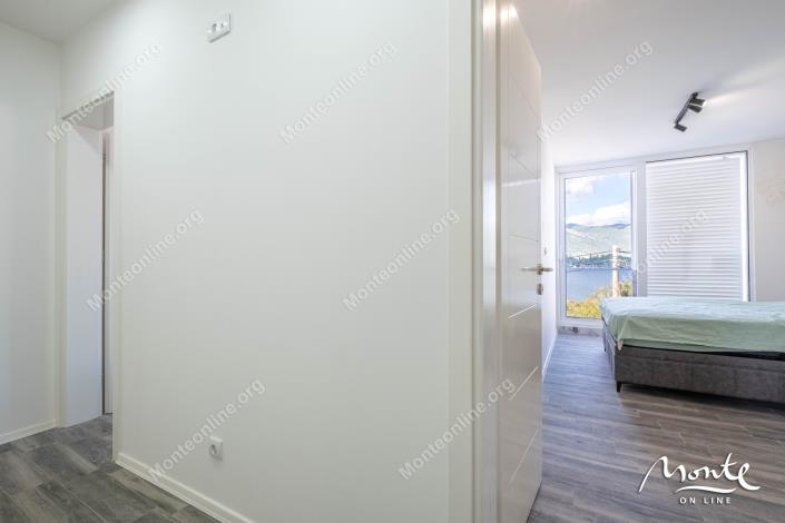 Image No.22-2 Bed Townhouse for sale