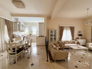 roskoshnaya-villa-s-bassejnom-v-radovichah-lushticza_11