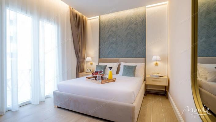 Image No.18-9 Bed Hotel for sale