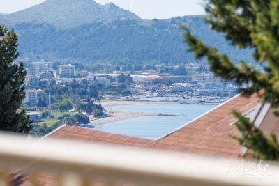 dom-s-vidom-na-more-i-port-bara-300-m-ot-plyazha_03