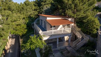 dom-s-vidom-na-more-i-port-bara-300-m-ot-plyazha_06