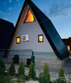 kompleks-sovremennyh-a-frame-domov-u-naczionalnogo-parka-durmitor-zhablyak_04