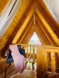 kompleks-sovremennyh-a-frame-domov-u-naczionalnogo-parka-durmitor-zhablyak_07