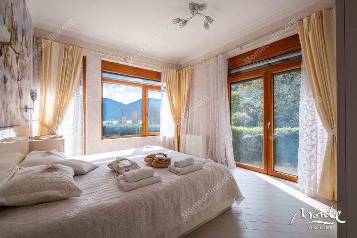 Image No.18-3 Bed Apartment for sale