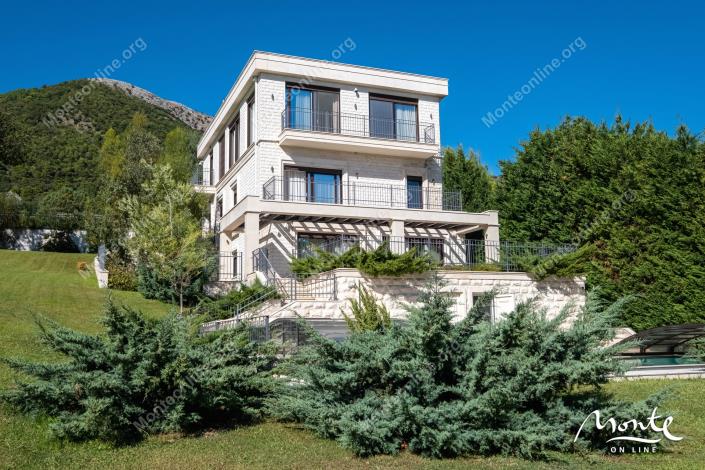 Image No.4-6 Bed Villa for sale