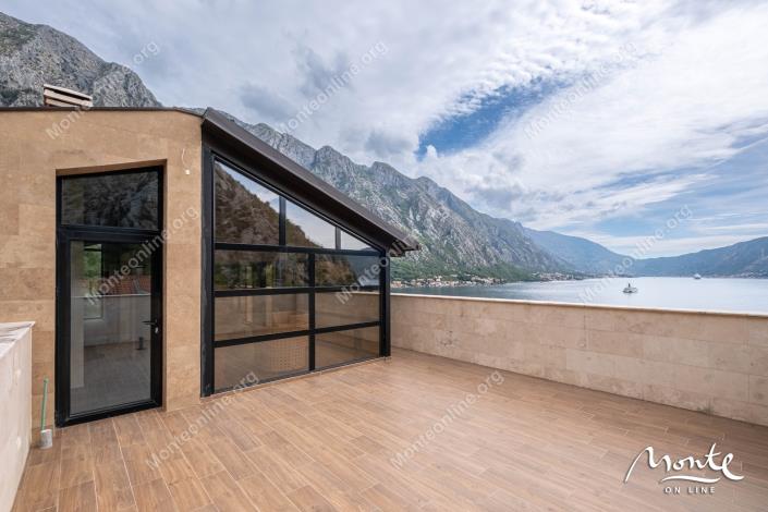 Image No.37-6 Bed House for sale