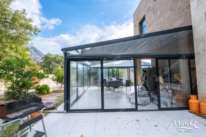 Image No.46-6 Bed House for sale