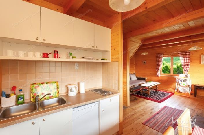 Image No.18-12 Bed Hotel for sale