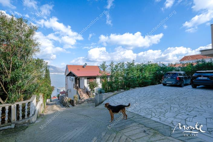 Image No.5-5 Bed House for sale