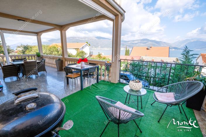 Image No.10-5 Bed House for sale