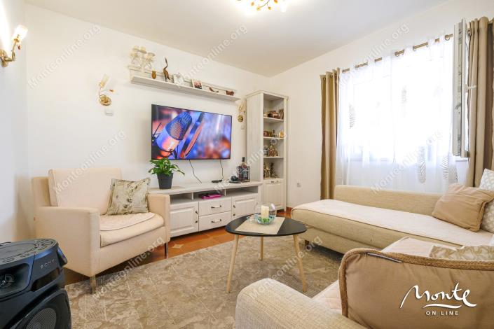 Image No.25-5 Bed House for sale