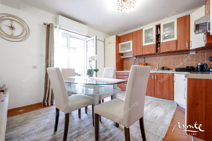 Image No.28-5 Bed House for sale