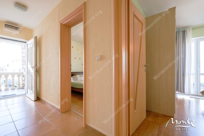 Image No.33-5 Bed House for sale