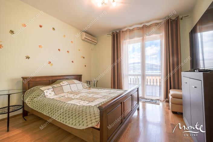 Image No.36-5 Bed House for sale