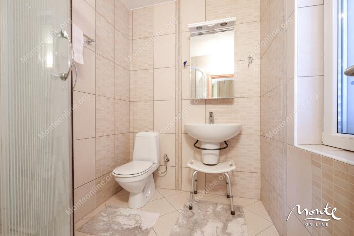 Image No.43-5 Bed House for sale