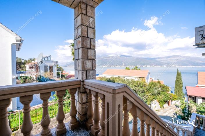 Image No.45-5 Bed House for sale