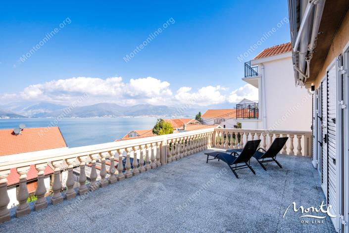 Image No.48-5 Bed House for sale