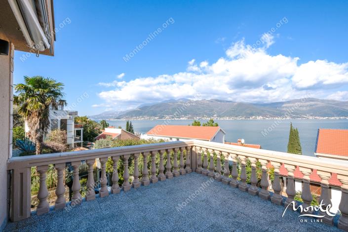 Image No.49-5 Bed House for sale