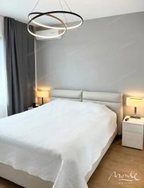 shikarnyj-2-spalnyj-apartament-s-panoramnym-vidom-na-more-v-bechichi_11