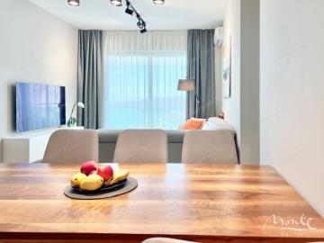 shikarnyj-2-spalnyj-apartament-s-panoramnym-vidom-na-more-v-bechichi_14