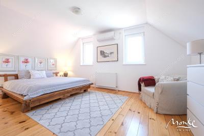 dom-s-panoramnym-vidom-bolshim-uchastkom-i-sadom-nedaleko-ot-budvy_13