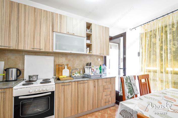 Image No.3-4 Bed House for sale