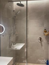 sovremennaya-kvartira-s-2-spalnyami-v-komplekse-boka-place-tivat_15