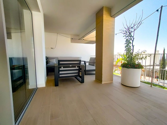 Image No.16-4 Bed Property for sale