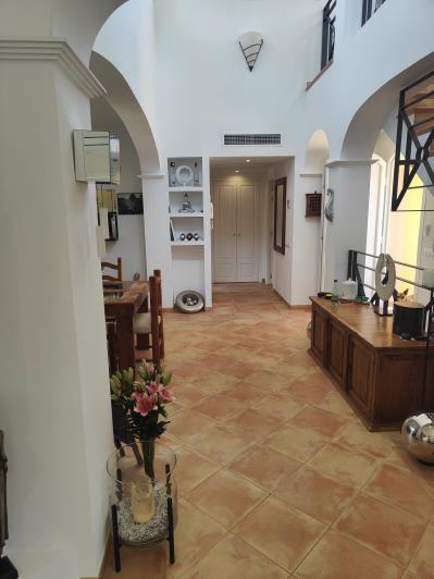 Image No.6-3 Bed House for sale