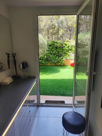 Image No.12-3 Bed House for sale