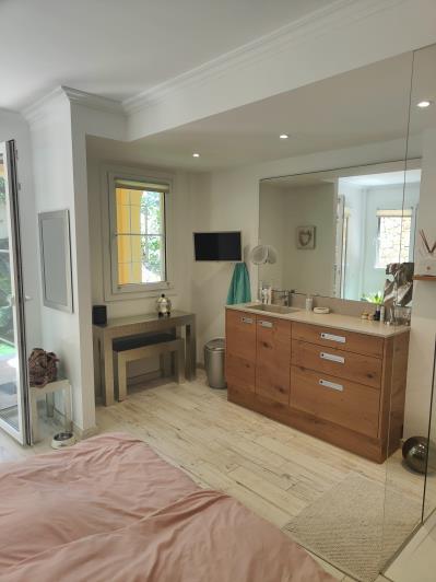 Image No.24-3 Bed House for sale