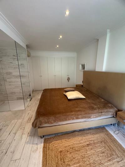 Image No.28-3 Bed House for sale