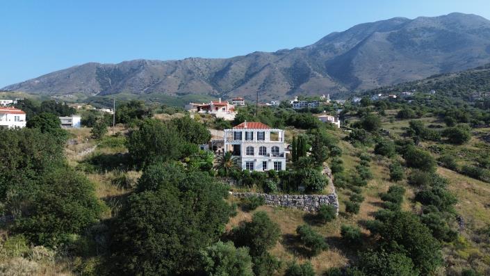 Image No.8-6 Bed Villa for sale