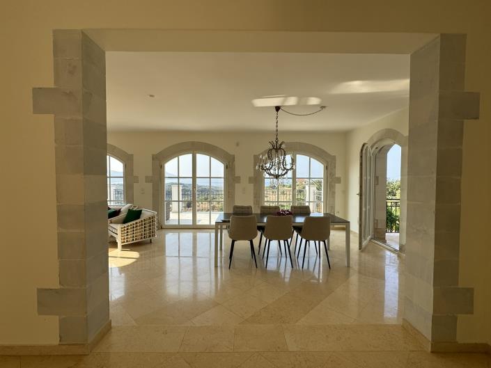 Image No.13-6 Bed Villa for sale