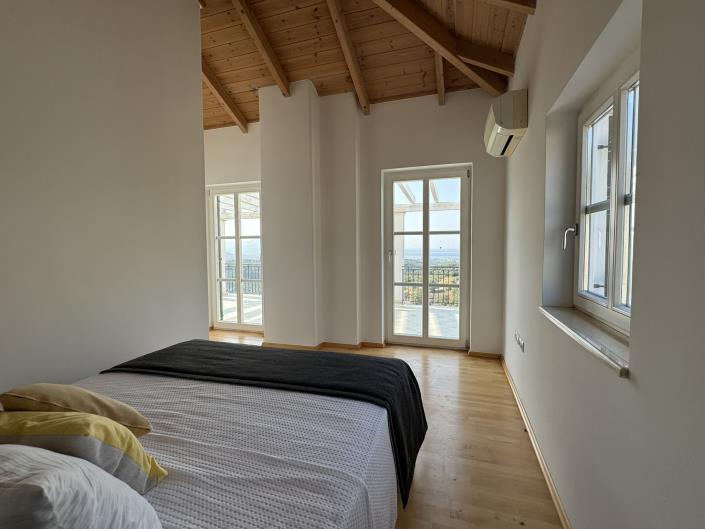 Image No.32-6 Bed Villa for sale