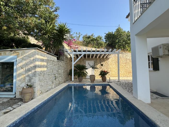 Image No.35-6 Bed Villa for sale