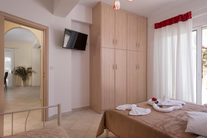 Image No.31-5 Bed Villa for sale