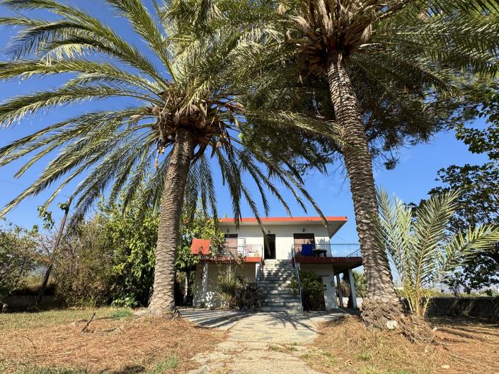 Image No.1-5 Bed House/Villa for sale