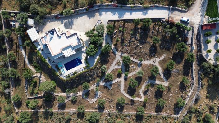 Image No.9-2 Bed Villa for sale